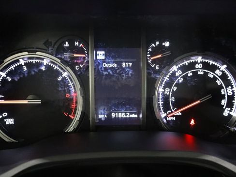 Used 2024 Toyota 4Runner TRD Off-Road image 26