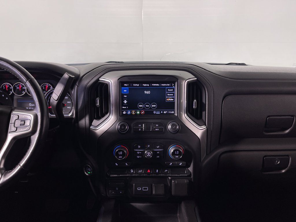Used 2021 Chevrolet Silverado 1500 LT Trail Boss w/ Convenience Package II AWD/4WD image 15