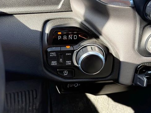 Used 2024 RAM 1500 Big Horn AWD/4WD image 22