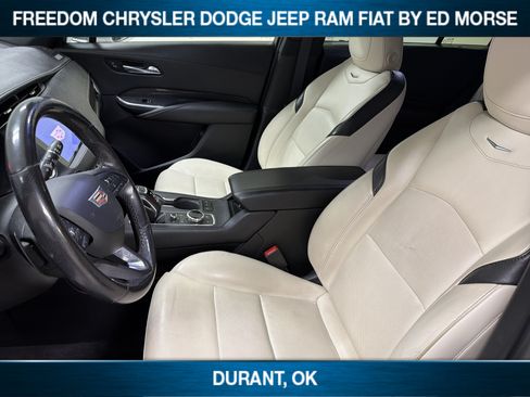 Used 2019 Cadillac XT4 Sport AWD/4WD image 7