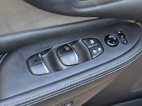 Used 2015 Nissan Murano SL w/ SL Technology Package AWD/4WD image 16