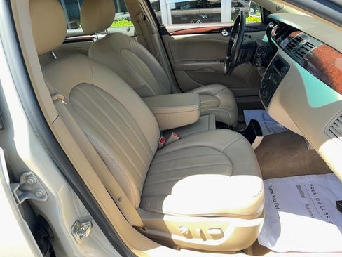 Used 2011 Buick Lucerne CXL FWD image 17