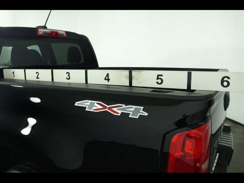 Used 2021 Chevrolet Colorado W/T w/ Custom Special Edition image 12