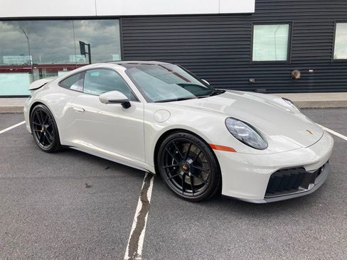 Certified 2025 Porsche 911 Carrera 4 GTS image 30