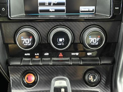 Used 2015 Jaguar F-TYPE R RWD image 32