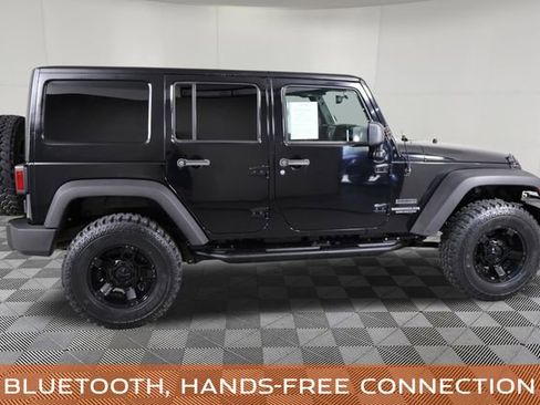 Used 2015 Jeep Wrangler Unlimited Sport w/ Quick Order Package 24S AWD/4WD image 5
