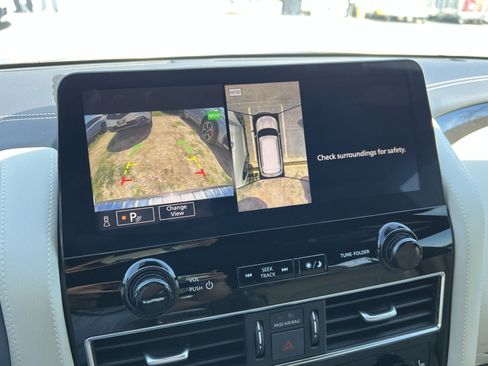 Used 2023 INFINITI QX80 Sensory w/ Cargo Package AWD/4WD image 20