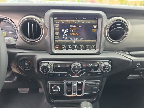 Used 2023 Jeep Wrangler Unlimited w/ 8.4" Radio Group AWD/4WD image 18