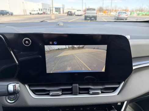 New 2026 Chevrolet Equinox LT image 17