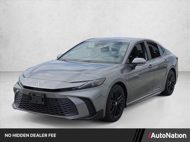Used 2025 Toyota Camry SE FWD image 1