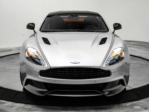 Used 2014 Aston Martin Vanquish Coupe image 27