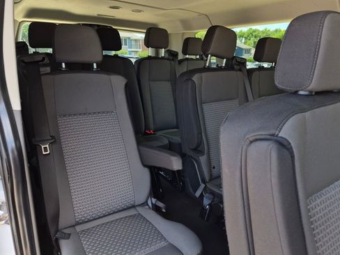Used 2024 Ford Transit 350 XLT RWD image 22