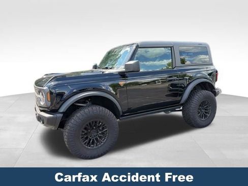 Used 2023 Ford Bronco Badlands AWD/4WD image 3