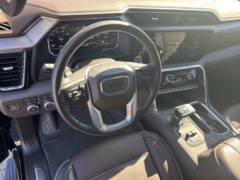 Used 2025 GMC Sierra 1500 Denali image 18