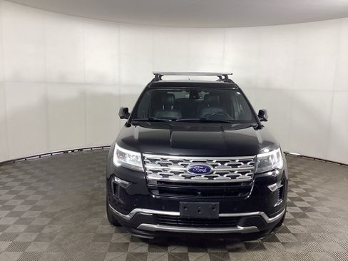 Used 2018 Ford Explorer Limited w/ Equipment Group 301A AWD/4WD image 6
