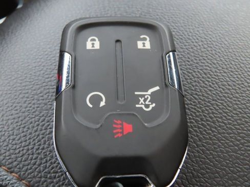 Used 2023 GMC Acadia AT4 w/ Technology Package image 41