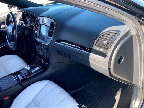 Used 2019 Chrysler 300 S w/ S Model Appearance Package image 18