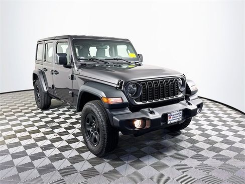 Used 2025 Jeep Wrangler Sport image 10