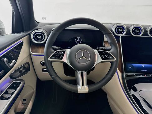 Certified 2026 Mercedes-Benz GLC 300 4MATIC image 25