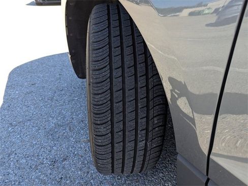 Used 2022 Ford Edge SEL image 36