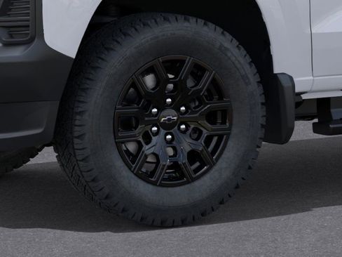 New 2026 Chevrolet Colorado W/T image 9