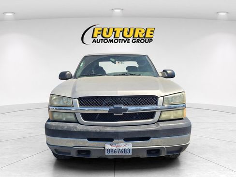 Used 2004 Chevrolet Silverado 2500 LS AWD/4WD image 2