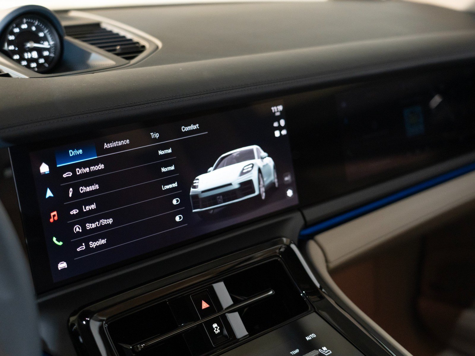 Certified 2026 Porsche Panamera RWD image 20