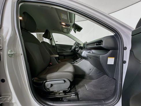 Used 2024 Hyundai Kona SEL FWD image 32