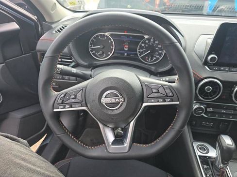 Used 2025 Nissan Sentra SR w/ Midnight Edition FWD image 3