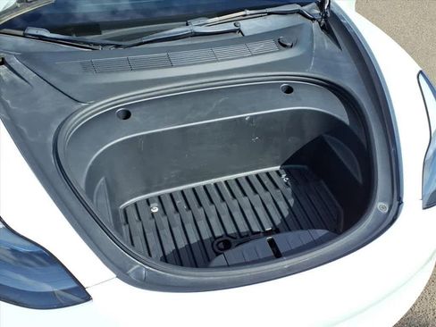 Used 2022 Tesla Model 3 Long Range image 23