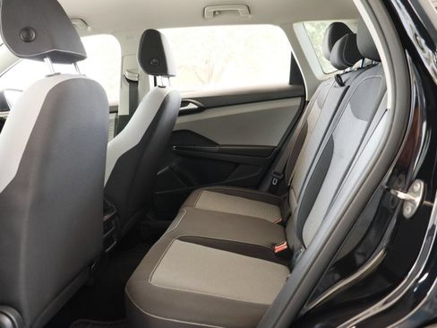 Certified 2023 Volkswagen Taos S FWD image 27