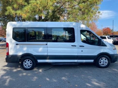 Used 2016 Ford Transit 350 XL image 6