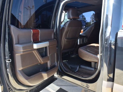 Used 2017 Ford F350 King Ranch w/ King Ranch Ultimate Package image 12