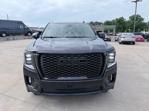 Used 2021 GMC Yukon Denali w/ Denali Premium Package AWD/4WD image 25