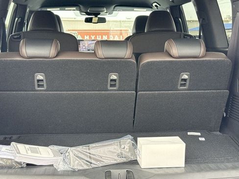 New 2026 Nissan Armada SL w/ Captain's Chari Seat Package RWD image 33