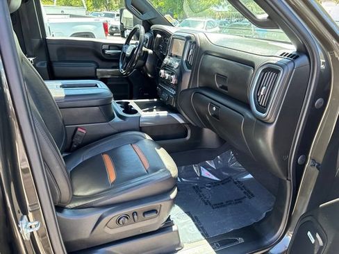 Used 2022 GMC Sierra 2500 AT4 w/ AT4 Preferred Package AWD/4WD image 41