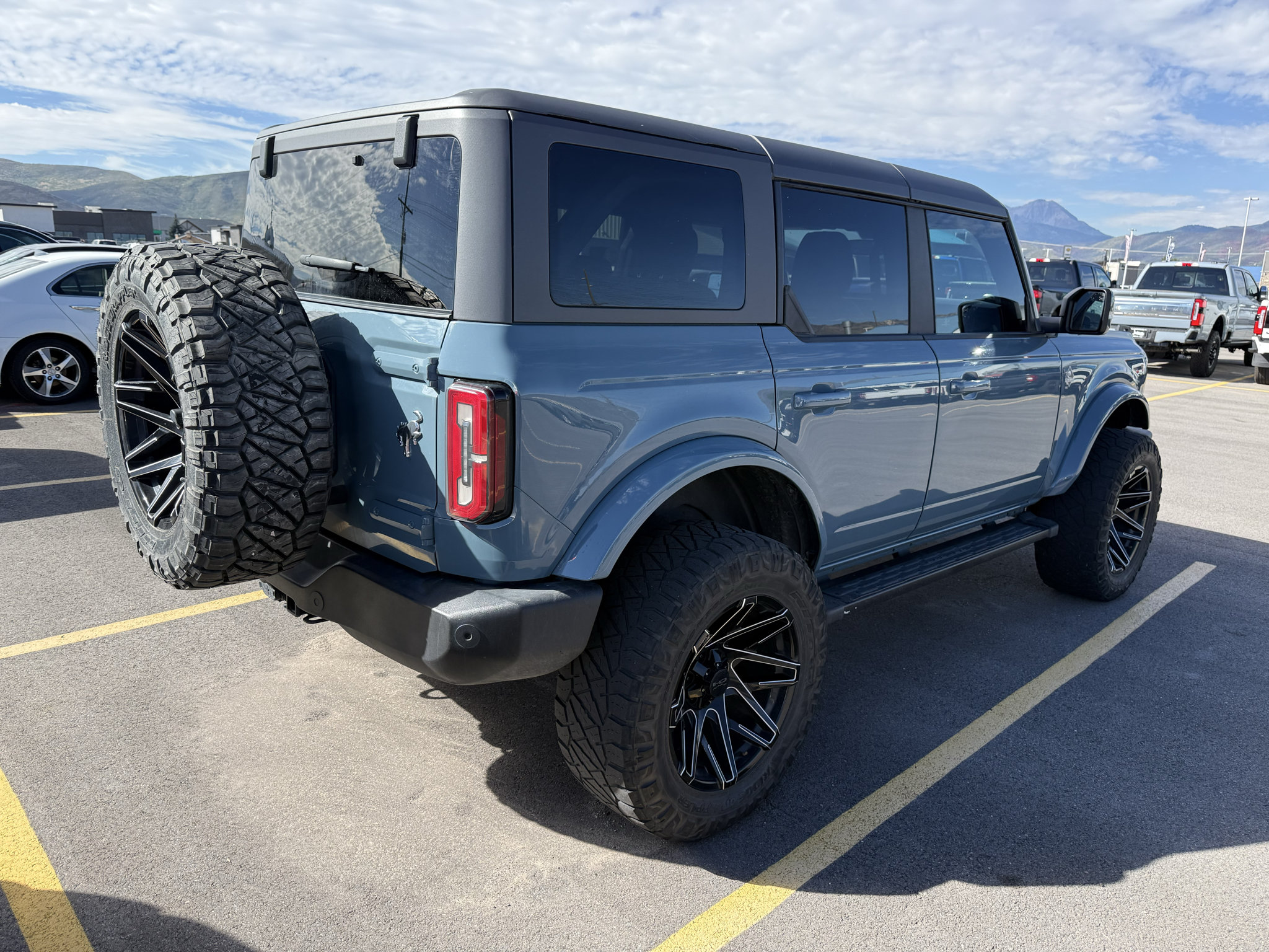 Used 2021 Ford Bronco Outer Banks AWD/4WD image 6