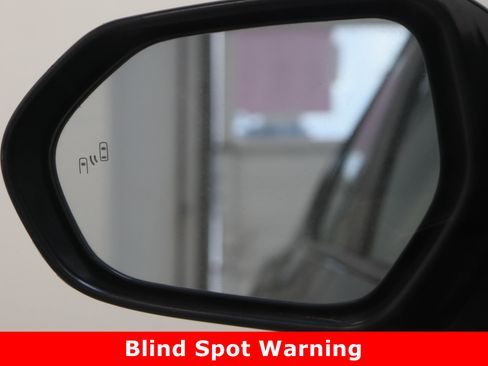 Used 2025 Toyota Camry LE image 21