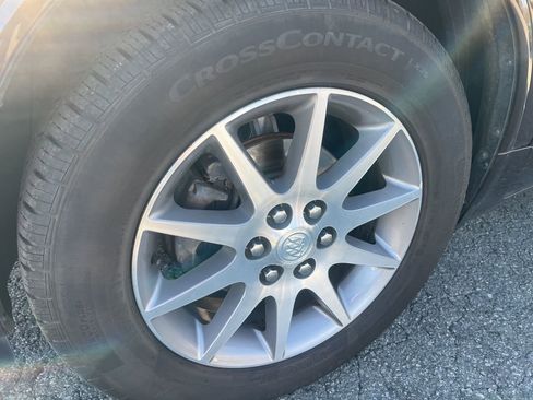 Used 2015 Buick Enclave Leather w/ Trailering Package image 10