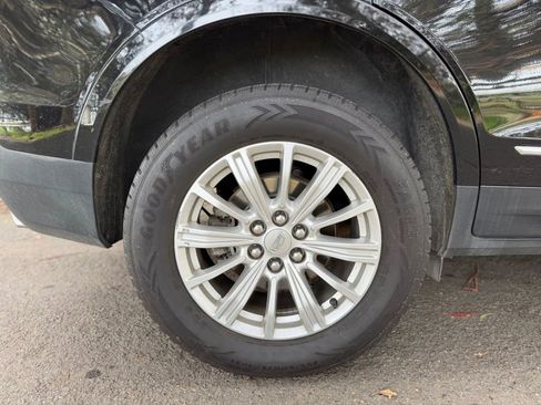 Used 2019 Cadillac XT5 FWD image 44