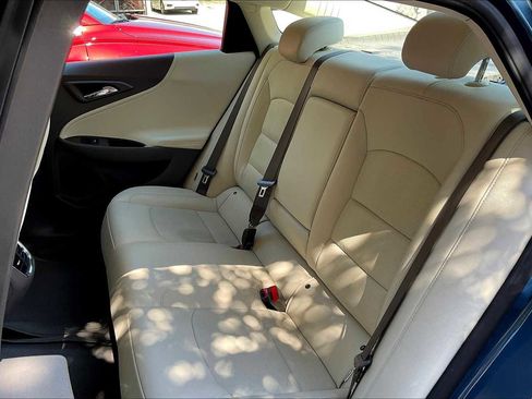 Used 2024 Chevrolet Malibu LT image 17