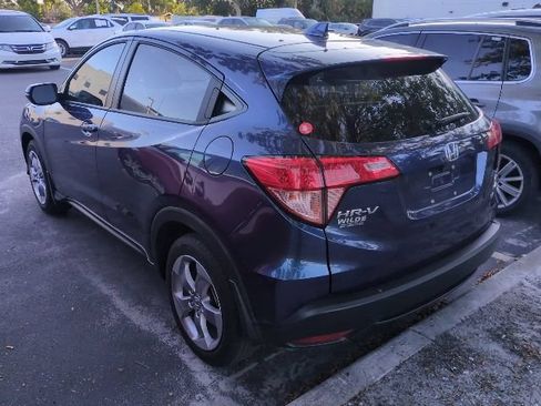 Used 2017 Honda HR-V EX image 4