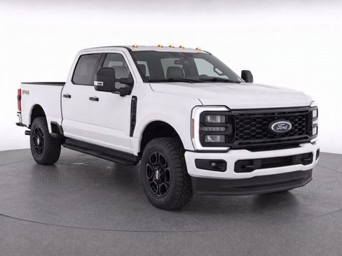 Used 2025 Ford F250 XL w/ STX Appearance Package AWD/4WD image 1