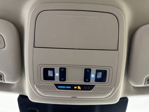 Certified 2023 Ford Explorer Platinum w/ Technology Package AWD/4WD image 17