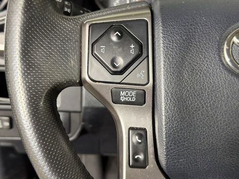 Used 2017 Toyota Tacoma SR5 w/ Tow Package RWD image 24