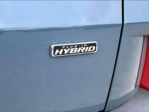 Certified 2023 Ford Escape SE image 10