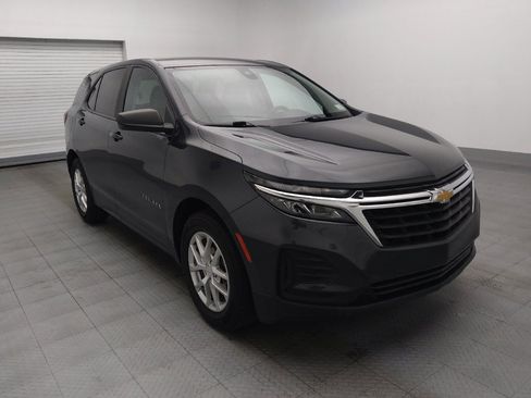 Used 2022 Chevrolet Equinox LS w/ LS Convenience Package FWD image 13