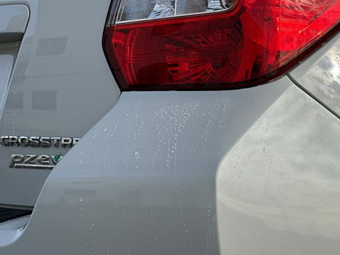 Used 2017 Subaru Crosstrek 2.0i Limited w/ Popular Package #2 image 28