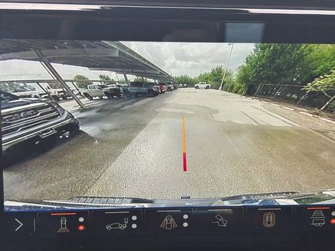 Used 2025 GMC Sierra 2500 Denali Ultimate AWD/4WD image 11