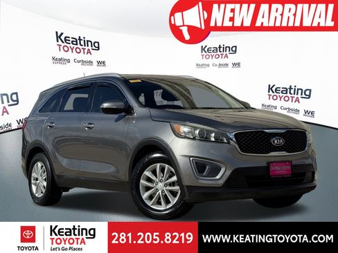 Used 2016 Kia Sorento LX image 1